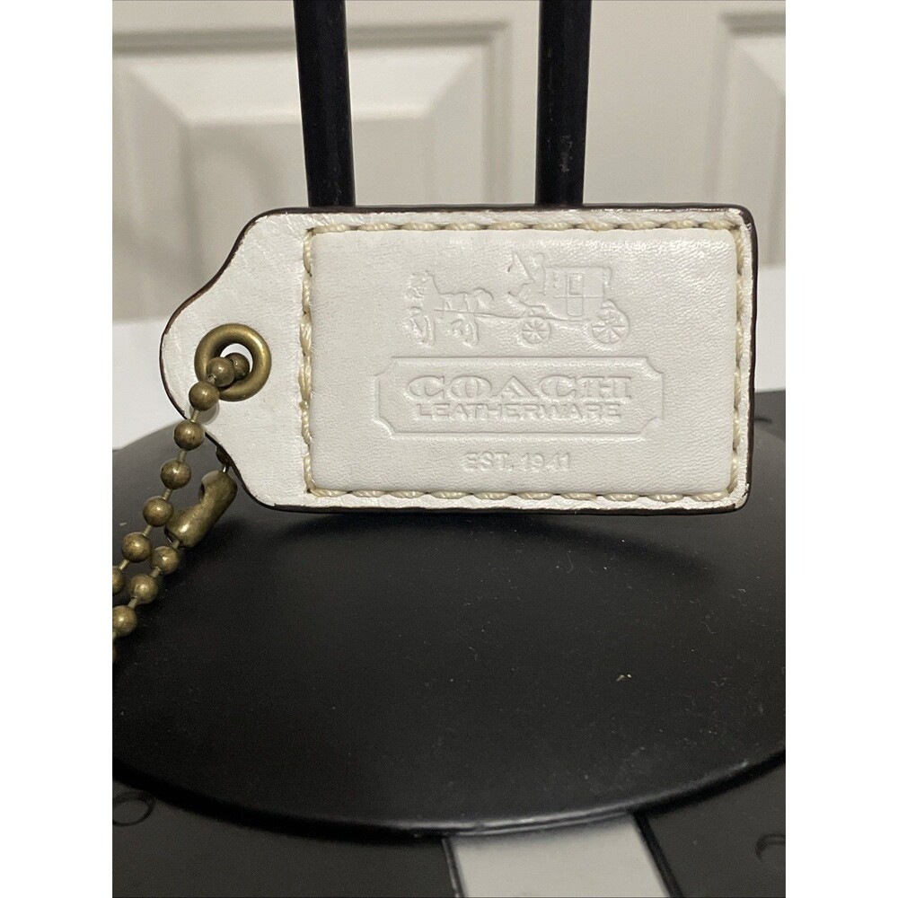 Coach Vintage Bleecker Collection Off-White Leather 3" Hangtag